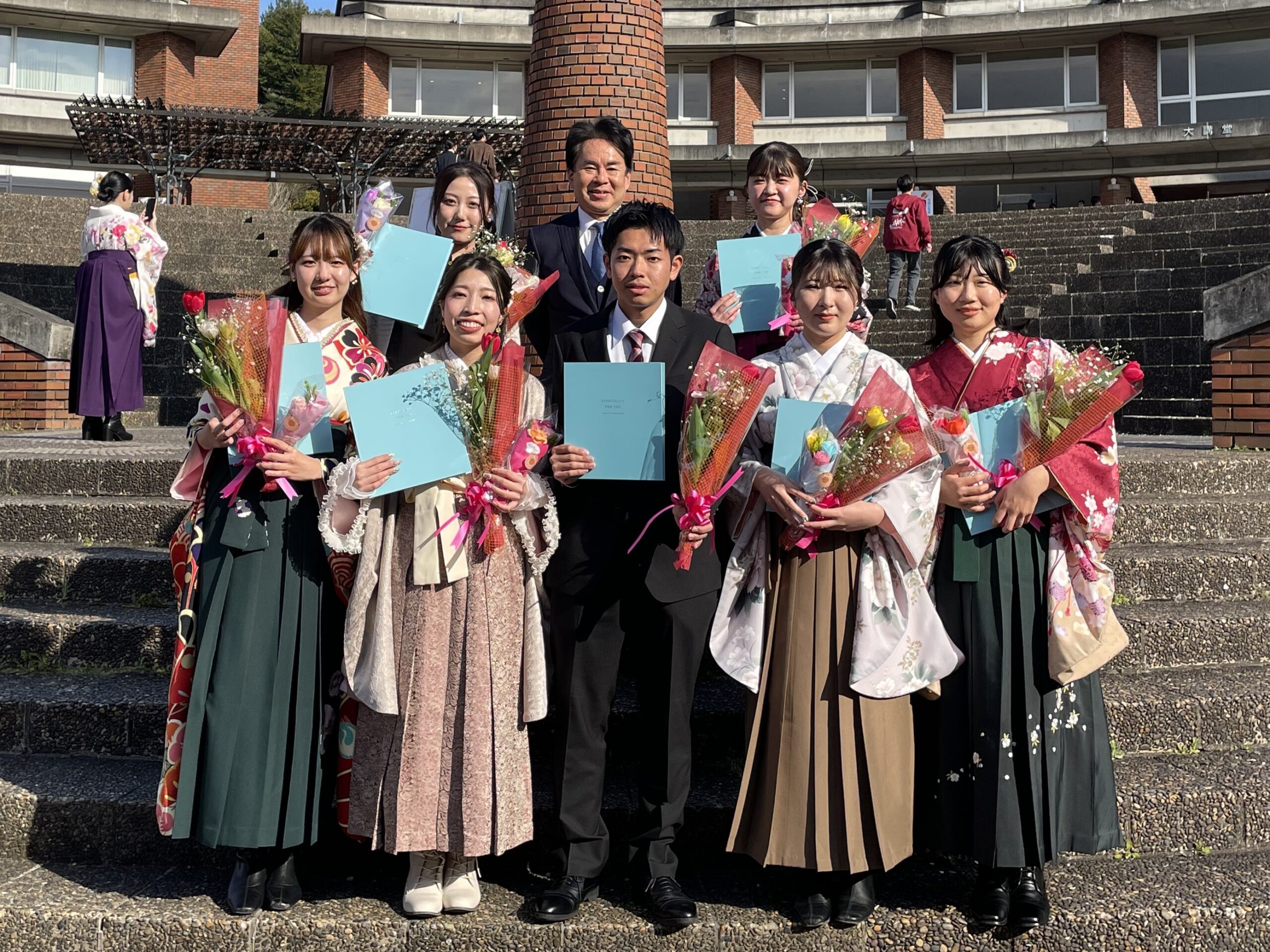 卒業おめでとう！　岩崎ゼミ25期生